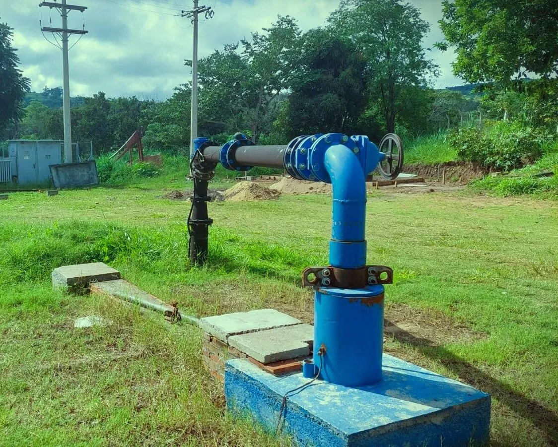 Como evitar a queima de bombas e a perda de outorga no monitoramento de poços profundos durante a estiagem